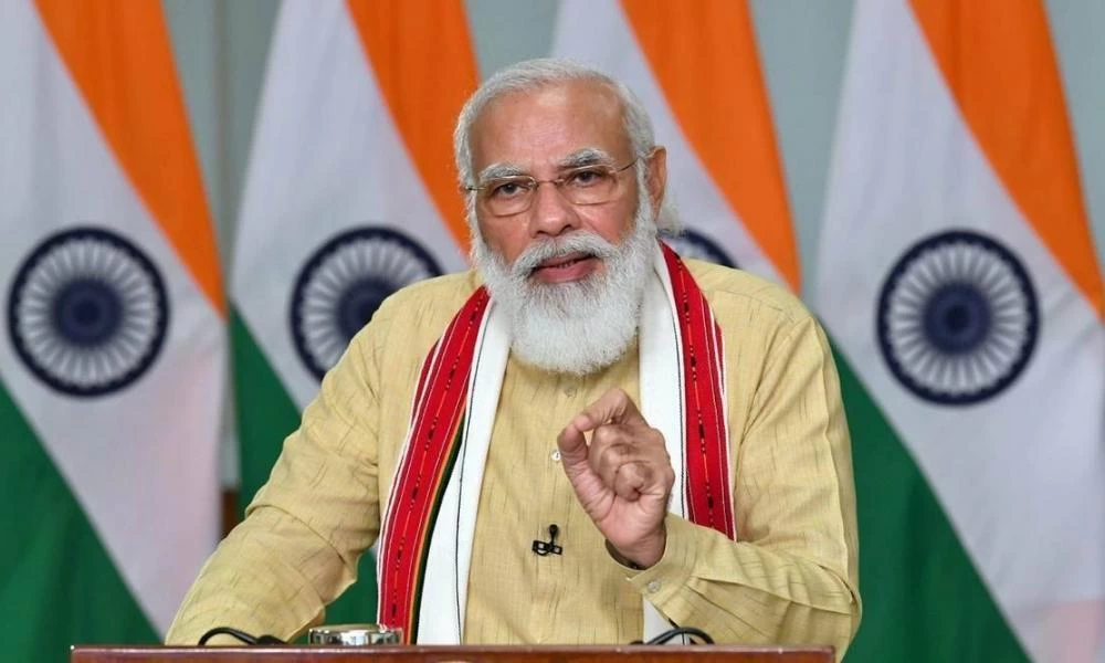 Αριθμοί-''μαμούθ'': Η Ινδία χορήγησε 100 εκατομμύρια δόσεις εμβολίων COVID-19 σε 85 ημέρες